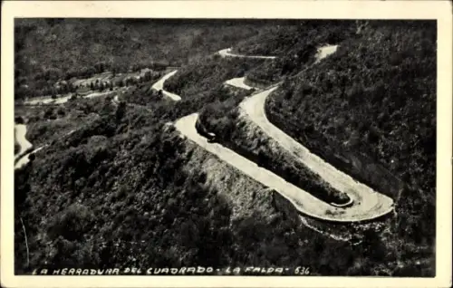 Ak La Falda Argentinien, Kurvenreiche Straße, Berglandschaft, nmotiv, Schwarz-Weiß