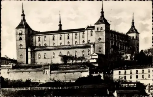 Ak Toledo Kastilien La Mancha Spanien, Schloss Alcázar in   Architektur, schwarz-weiß Fotografie