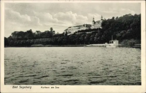 Ak Bad Segeberg in Holstein, Kurhaus am See, Wasseransicht, Bäume, Himmel