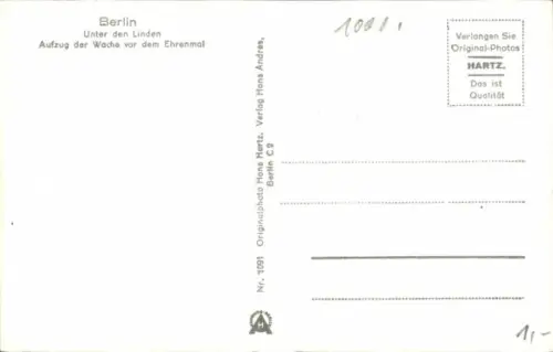 Ak Berlin Mitte, Ehrenmal, Brandenburger Tor, Wache