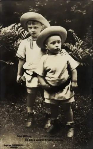 Ak Söhne des Kronprinzenpaares, Prinz Wilhelm von Preußen, Prinz Louis Ferdinand