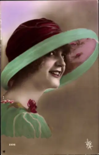 Ak Junge Frau mit Hut, Portrait