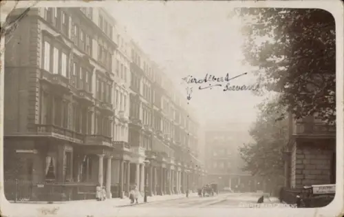 Foto Ak London England, Courtfield Gardens