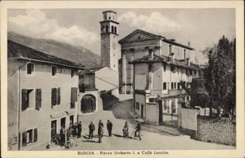 Ak Budoia Friuli Venezia Giulia Italien, Piazza Umberto I. e Caffè Lecchin