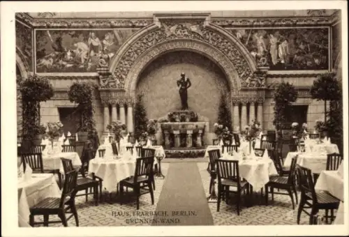 Ak Berlin Mitte, Inneres vom Haus Trarbach, Brunnen Wand