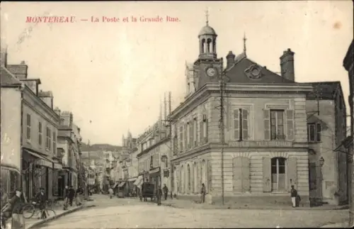 Ak Montereau Seine et Marne, Post, Grande Rue
