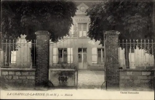 Ak La Chapelle la Reine Seine et Marne, Mairie