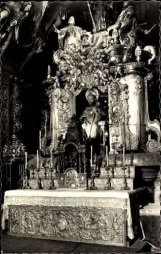 Ak Santiago de Compostela Galicien Spanien, Catedral, Altar Mayor, religiöse Figuren, Kerzen, kun
