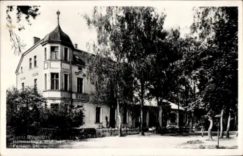 Ak Kyritz in der Prignitz, Hemmerling's Waldschlößchen, große Bäume, Gebäude
