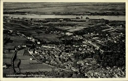 Ak Laubenheim Mainz am Rhein, Luftaufnahme, Laubenheim, Rhein,  von Flugzeug aus