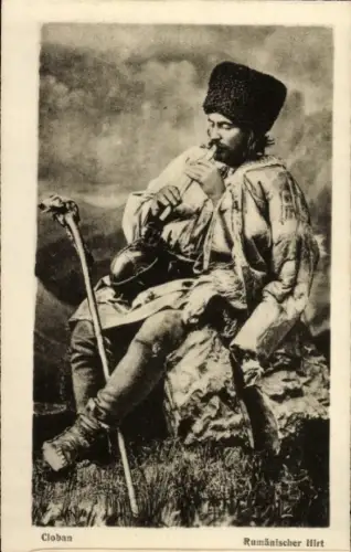Ak Rumänischer Hirt, Mann in rumänischer Tracht