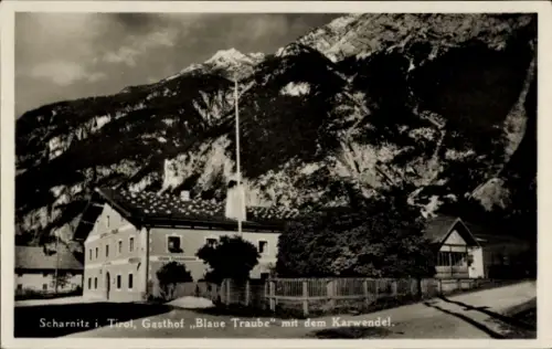 Ak Scharnitz in Tirol, Gasthof Blaue Traube, Karwendel