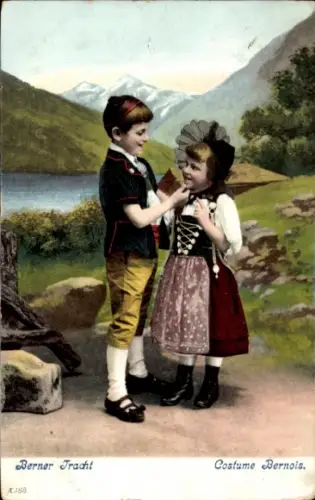 Ak Kanton Bern, Junge und Mädchen in schweizer Trachten