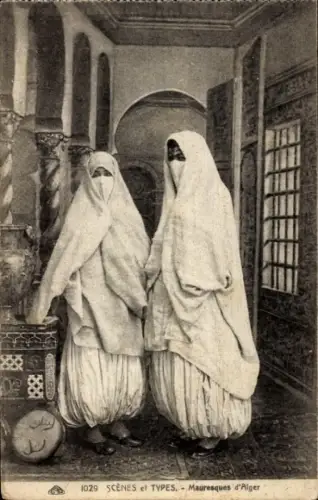 Ak Sènes et Types, Mauresques Voilées