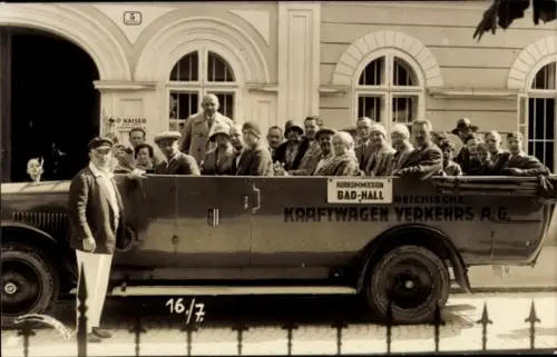 Foto Ak Bad Hall, Autobus, Kurkommission, Kraftwagen Verkehrs AG