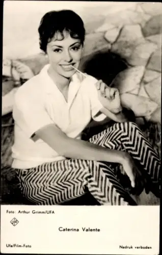 Ak Sängerin Caterina Valente, Porträt