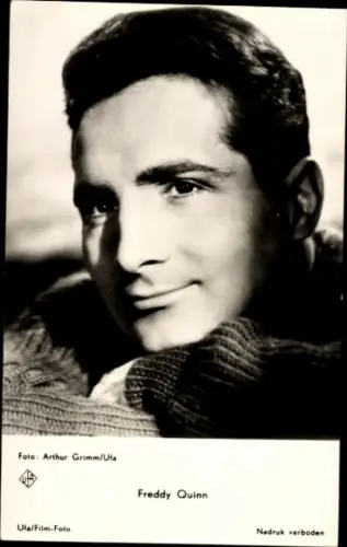 Ak Schauspieler und Sänger Freddy Quinn, Portrait, Ufa Film