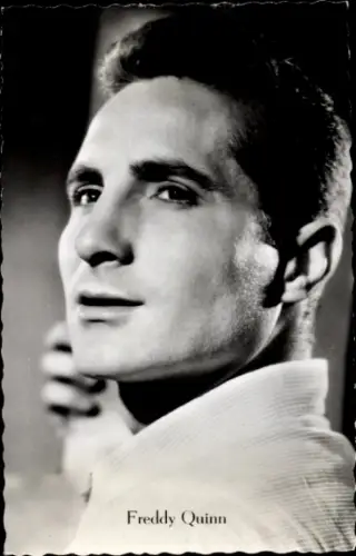 Ak Schauspieler und Sänger Freddy Quinn, Portrait