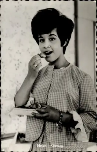 Ak Sängerin Helen Shapiro, Porträt