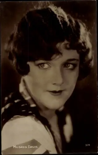 Ak Schauspielerin Mildred Davis, Porträt