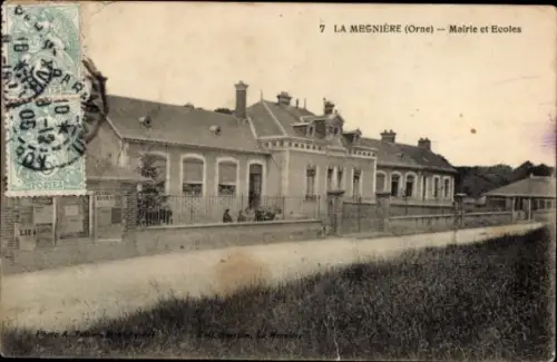 Ak La Mesnière Orne, Rathaus, Schulen