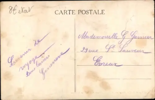 Ak La Mesnière Orne, Rathaus, Schulen