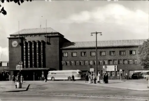Ak Zwickau in Sachsen, Hauptbahnhof, Bus