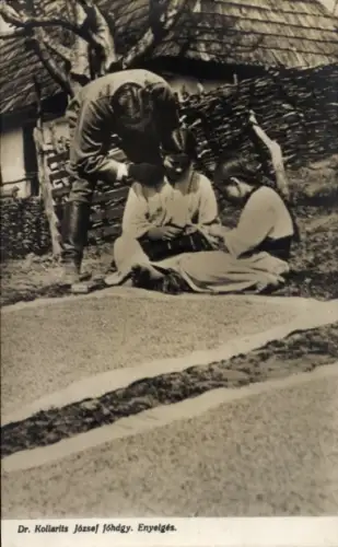 Ak Kinder in ungarischen Trachten, Wohnhaus