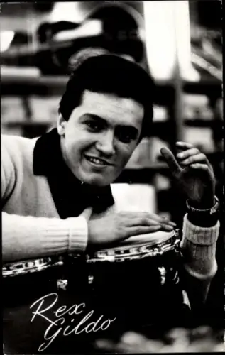 Ak Sänger Rex Gildo, Portrait