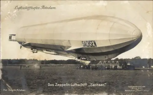 Foto Ak Potsdam, Luftschiffhafen, Zeppelin-Luftschiff Sachsen
