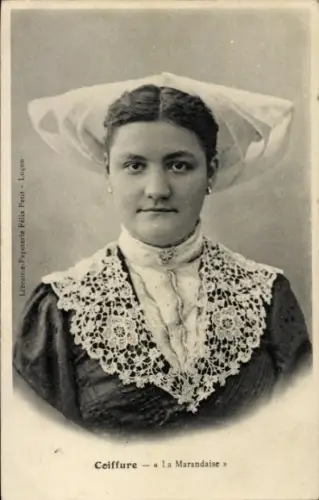 Ak Vendée, Frau in Tracht, Porträt