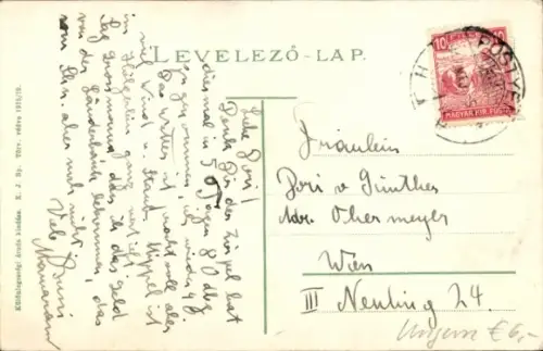 Ak Familie in ungarischen Trachten