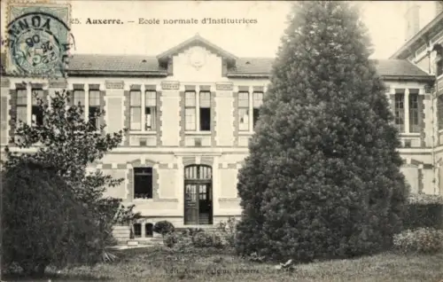 Ak Auxerre Yonne, Ecole normale d'Institutrices, Gebäude, Baum, Poststempel