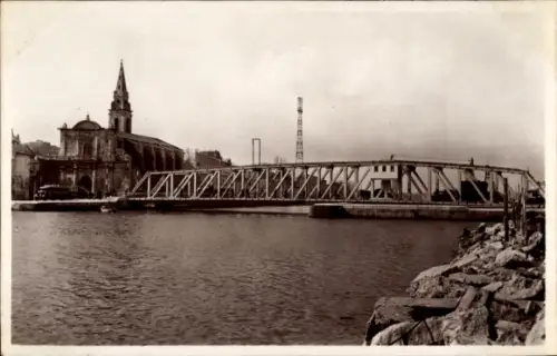 Ak Martigues Bouches du Rhône, Brücke, Kirche, Wasser, Stadtansicht,  Provence
