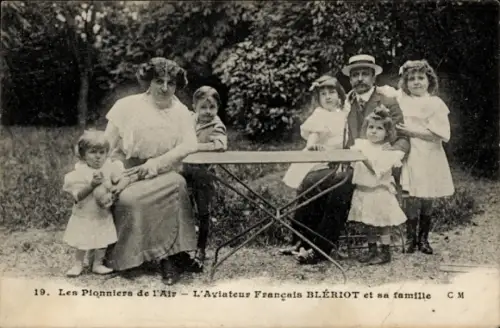 Ak Die Pioniere der Lüfte, französischer Flieger Bleriot und seine Familie