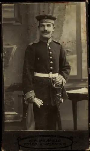 CdV Posen, Deutscher Soldat in Uniform, Portrait, Fotograf Atelier Apollo, Wilhelmstraße 24