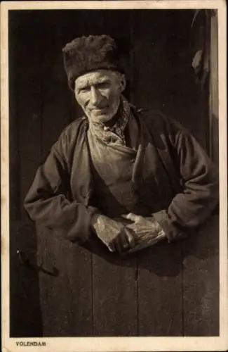 Ak Volendam, alter Mann in Tracht
