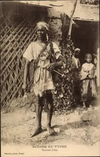 CPA Scenes et Types, Vendeur d'eau