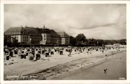 Ak Sopot Gdańsk Zoppot Danzig, Ostseebad  Strand, Strandkörbe, Badegäste, Wasser