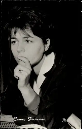 Ak Schauspielerin und Sängerin Cornelia Froboess, Conny, Portrait