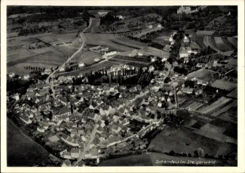 Ak Scheinfeld im Steigerwald Mittelfranken, Luftaufnahme von Scheinfeld, Steigerwald, viele Häuse