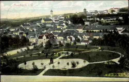 Ak Auerbach im Vogtland, Landschaftsbild,  Parkanlage, Häuser, Bäume