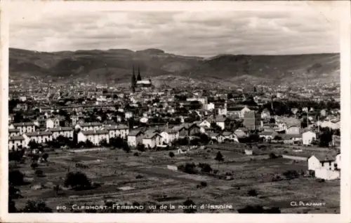 CPA Clermont Ferrand Puy de Dôme, Panorama, vu de route d'Issoire