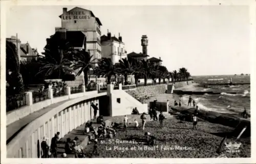 CPA Saint Raphaël Var, Plage et le Boulevard Félix-Martin