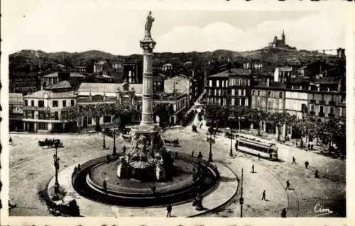 CPA Marseille Bouches du Rhône, Place et Fontaine Cantini
