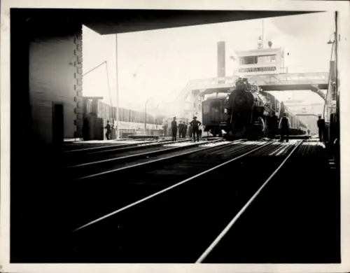 Foto Benicia Kalifornien USA, Contra Costa Ferry, Eisenbahn