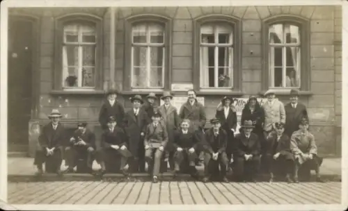 Foto Leipzig, Gruppenbild der Menschen, Turnergilde