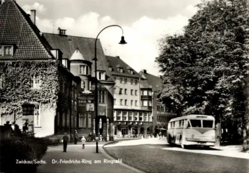 Ak Zwickau in Sachsen, Dr. Friedrich-Ring am Ringcafe, Bus
