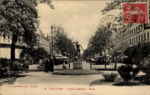 Ak Toulouse Haute Garonne, Statue, Bäume, Menschen, Poststempel,  Jardin Lafayette