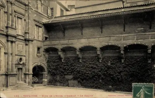 CPA Toulouse Haute-Garonne, Cour de l'Hôtel d'Assézat